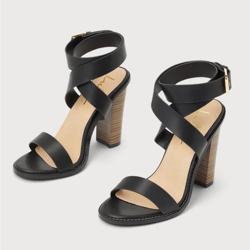 Lulu’s Black ankle strap heels size 6.5 - Picture 2 of 7